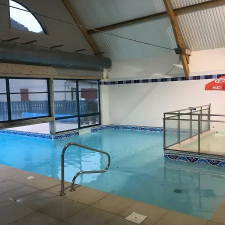 T2 Cabine 4-6 Personnes * Arreau